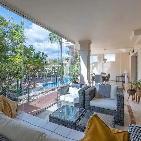 Puerto Banus Charming Apartman *