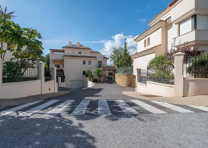 Puerto Banus Charming Apartament